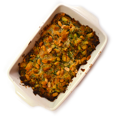 Spruitjesgratin met pindakaas