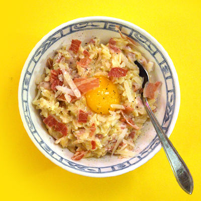 Orzo carbonara met ei